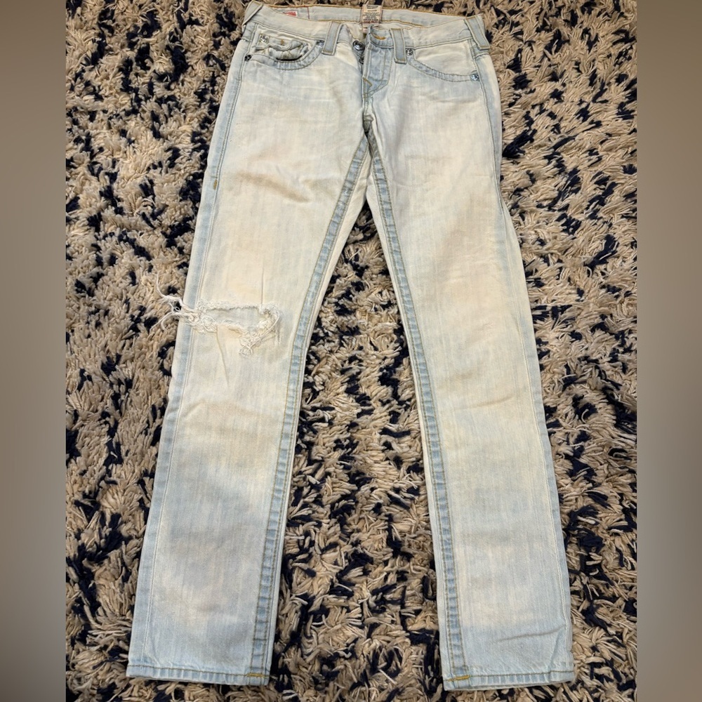 Women’s True Religion Cameron Low Rise Jeans Size 25 Light Wash Distressed